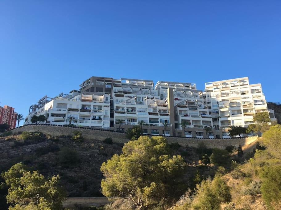 Piso en la primera linea del mar con 2 dormitorios Benidorm Exterior foto