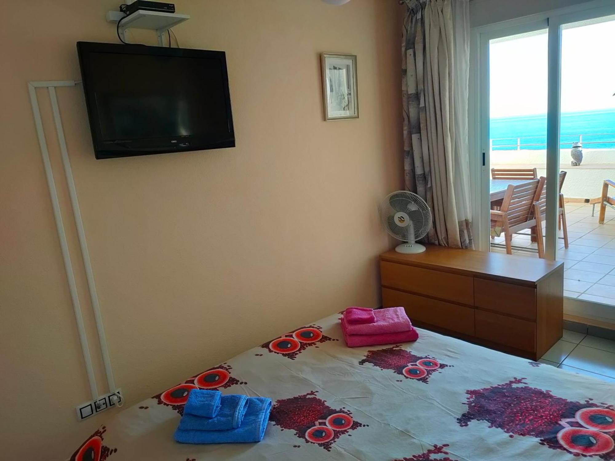 Piso en la primera linea del mar con 2 dormitorios Benidorm Exterior foto